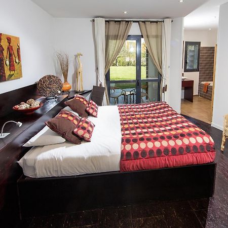 Hotel Auberge De Chavannes Courlans Room photo
