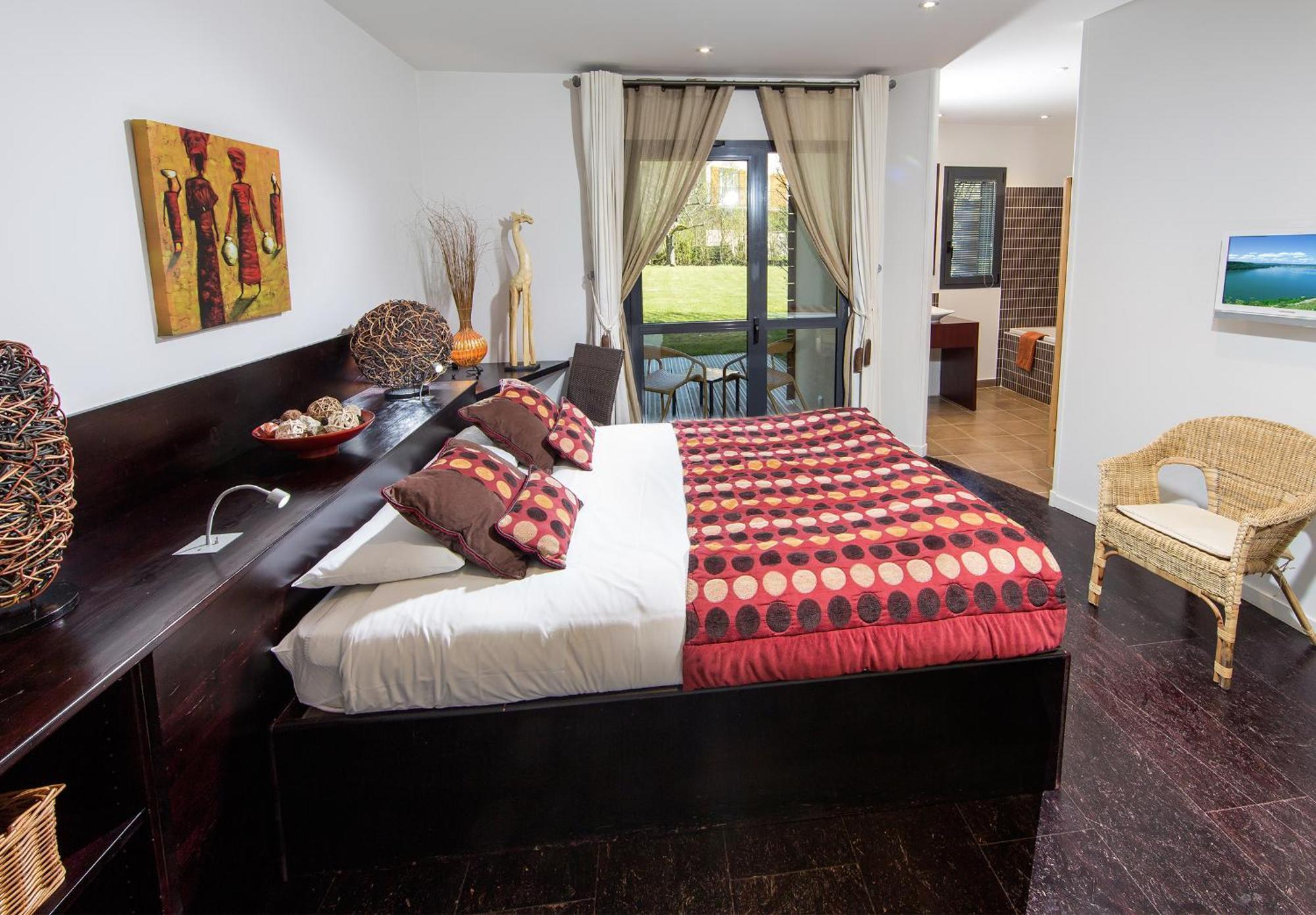 Hotel Auberge De Chavannes Courlans Room photo